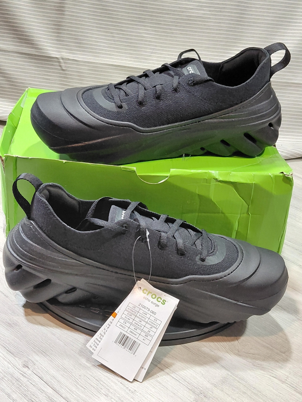 NWT Crocs Men Echo Surge Athletic Sneakers - Triple Black Lite Ride Comfort M10 - Picture 13 of 15
